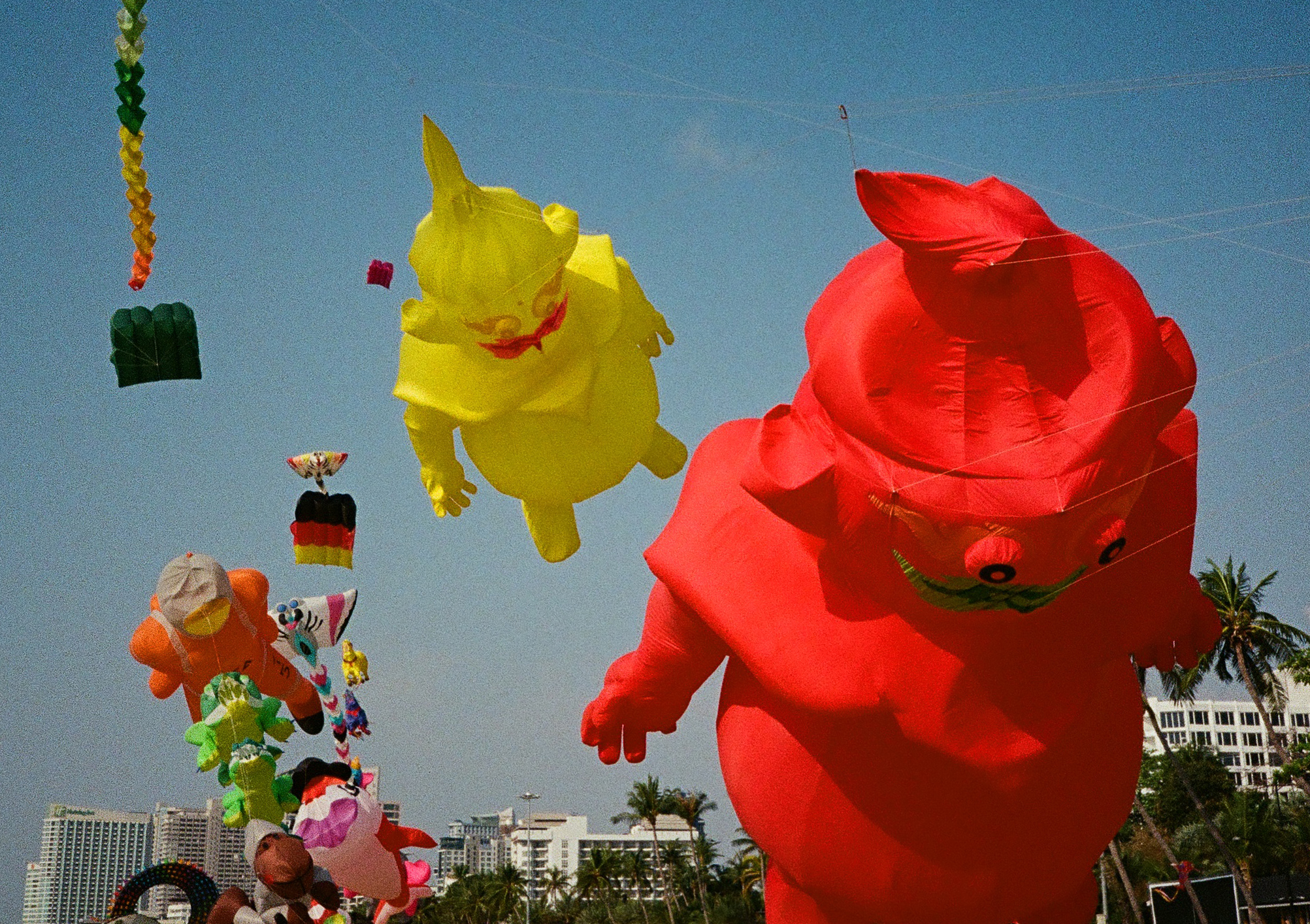PENTAX EXPERIENCE : HALF-FRAME + LOMO ส่วนผสมที่เข้ากัน PENTAX EXPERIENCE : HALF-FRAME + LOMO ส่วนผสมที่เข้ากัน
