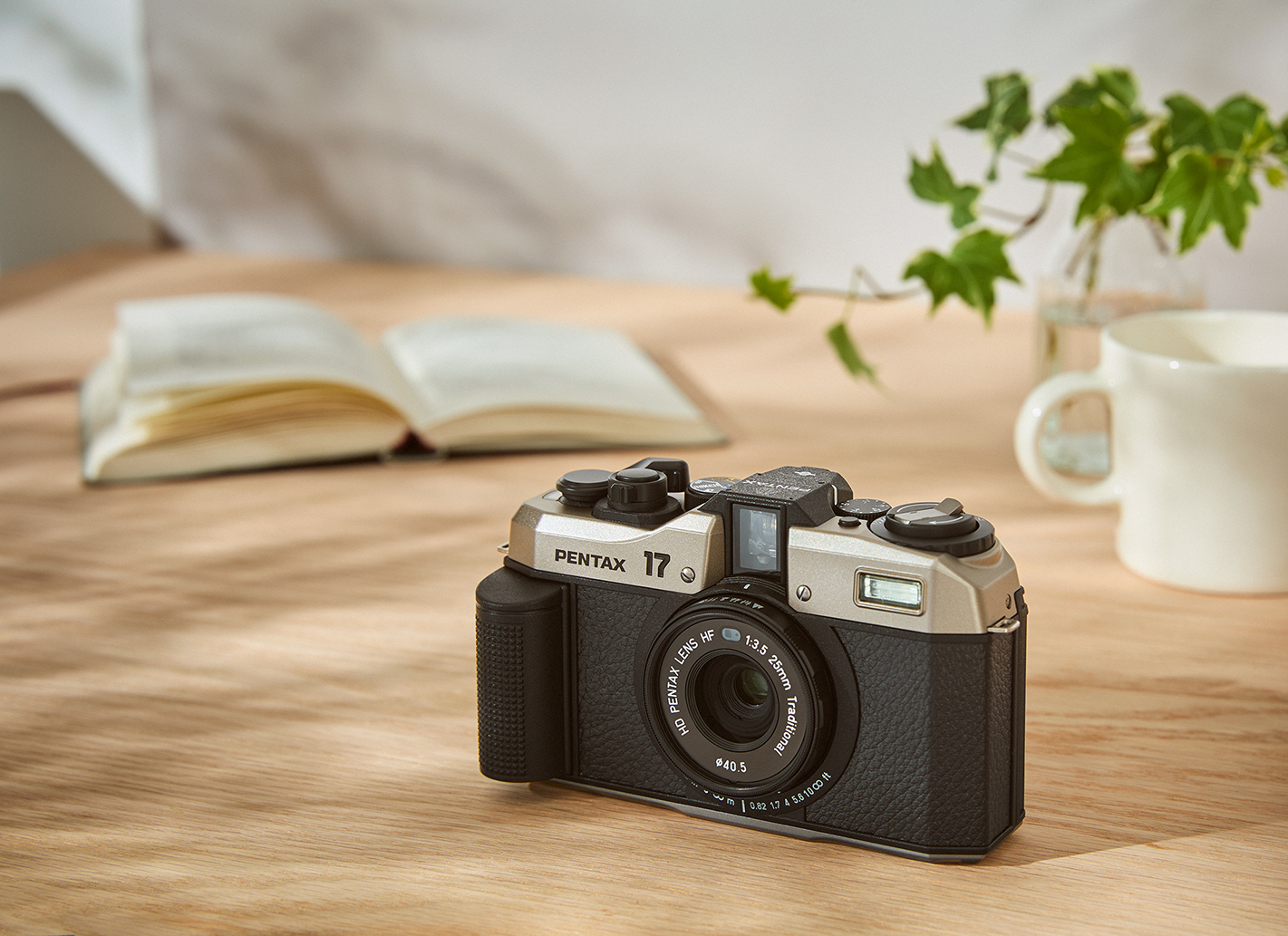 HOW TO :  ความพิถีพิถันกว่าจะมาเป็นกล้อมคอมแพคฟิล์ม “ PENTAX 17 ” HOW TO :  ความพิถีพิถันกว่าจะมาเป็นกล้อมคอมแพคฟิล์ม “ PENTAX 17 ”