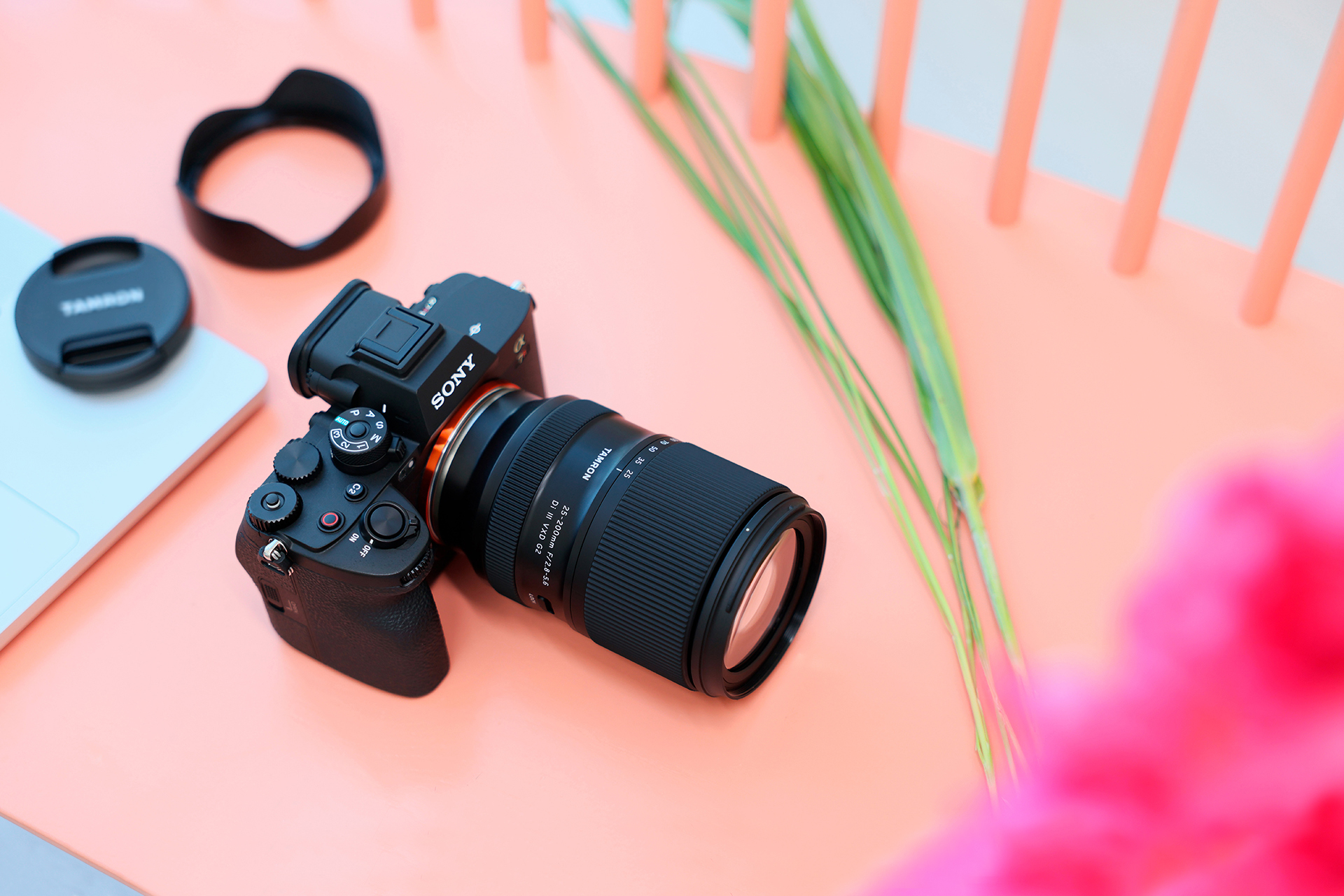 TAMRON HOW TO : ALL-IN-ONE LENS สดใหม่..กว้างขึ้น สำหรับนักเดินทาง TAMRON HOW TO : ALL-IN-ONE LENS สดใหม่..กว้างขึ้น สำหรับนักเดินทาง