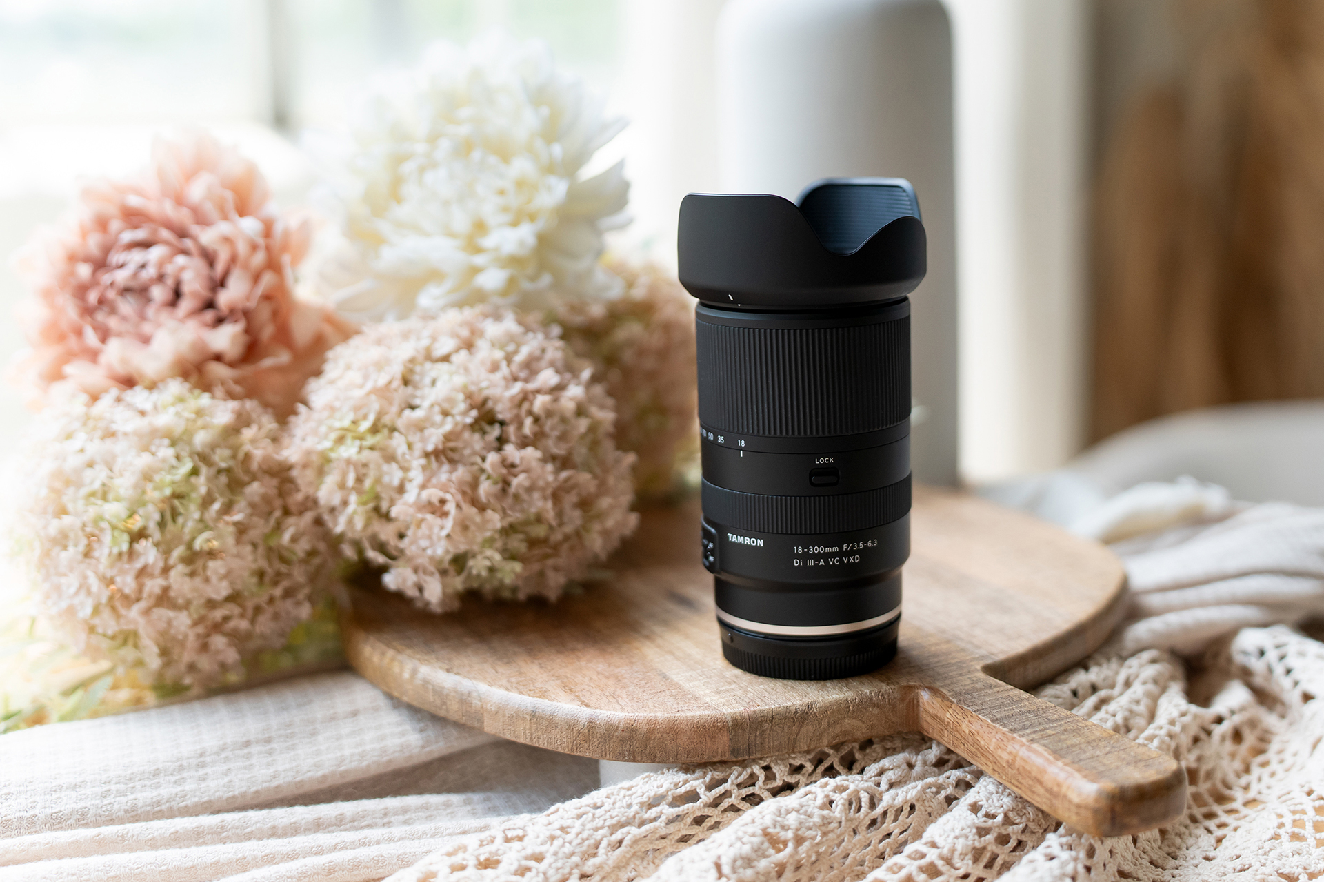 TAMRON HOW TO : ALL-IN-ONE LENS สำหรับกล้อง APS-C มีหลากหลายเมาต์ TAMRON HOW TO : ALL-IN-ONE LENS สำหรับกล้อง APS-C มีหลากหลายเมาต์