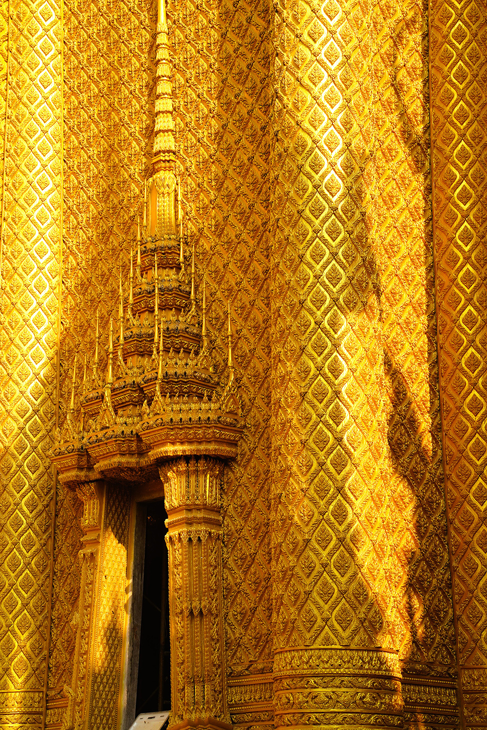 เปลี่ยนมุม..เปลี่ยนแสงด้วยเลนส์ตัวเดียว